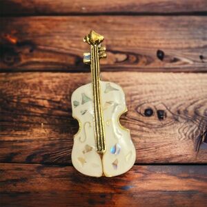 Cream Violin Brooch
